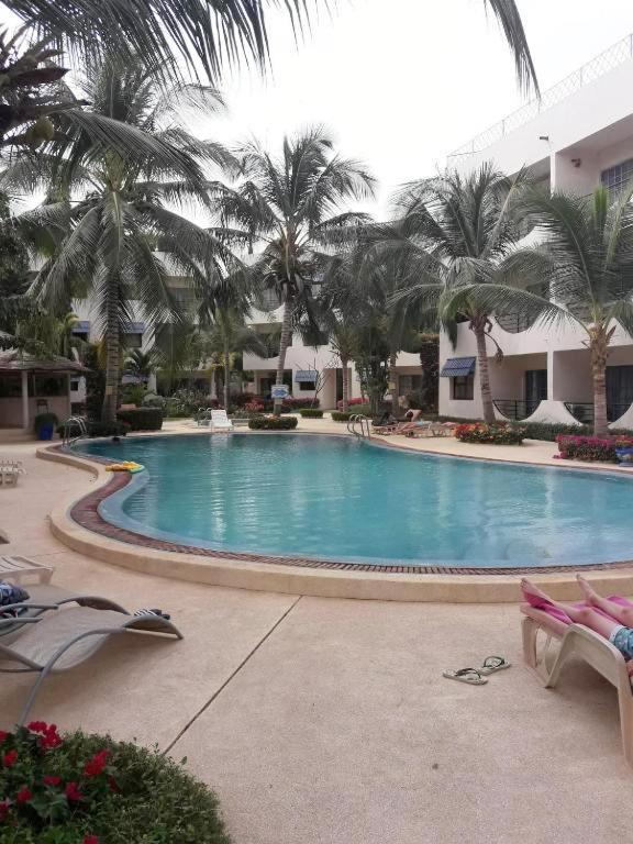 Residence Natangue 1 - Studio Coco Loco Saly Bagian luar foto